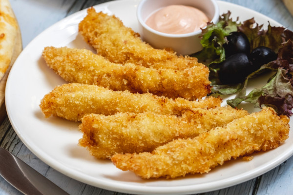 Kipfilet reepjes in karnemelk